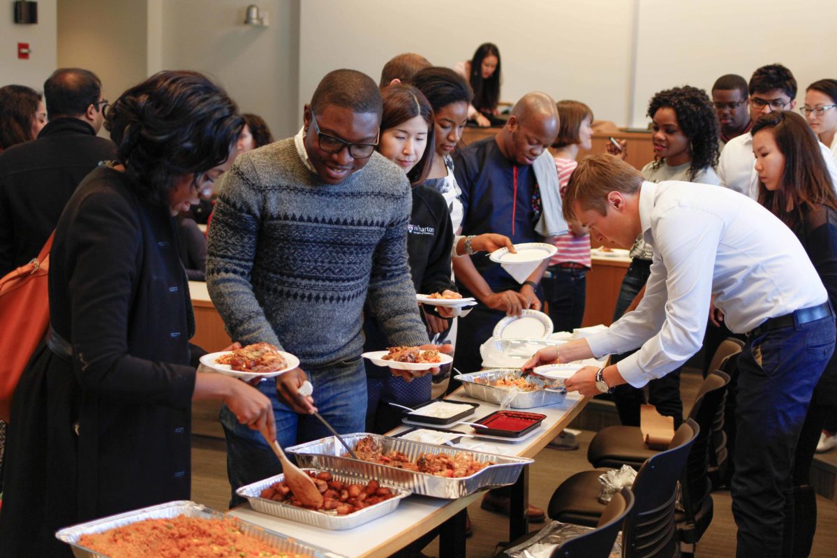 Students getting lunch at India/Africa AMA event.